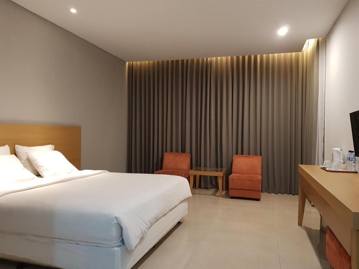 New Mountain Springs Hotel & Resort เล็มบัง ภายนอก รูปภาพ
