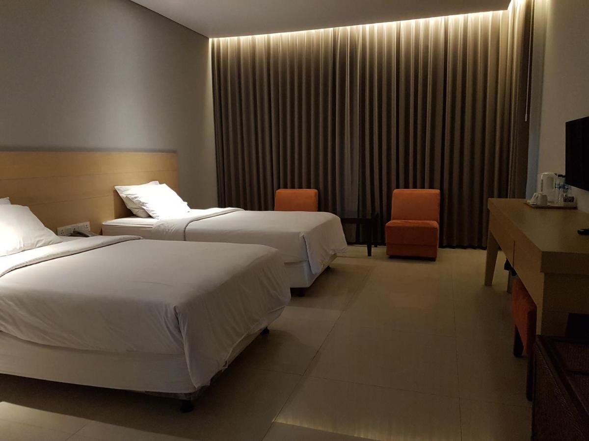 New Mountain Springs Hotel & Resort เล็มบัง ภายนอก รูปภาพ