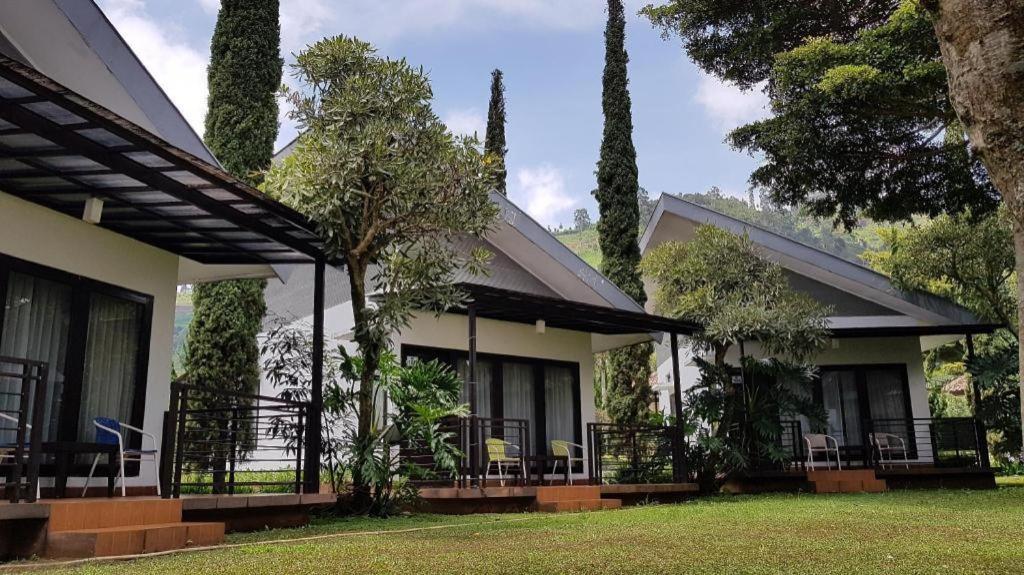New Mountain Springs Hotel & Resort เล็มบัง ภายนอก รูปภาพ